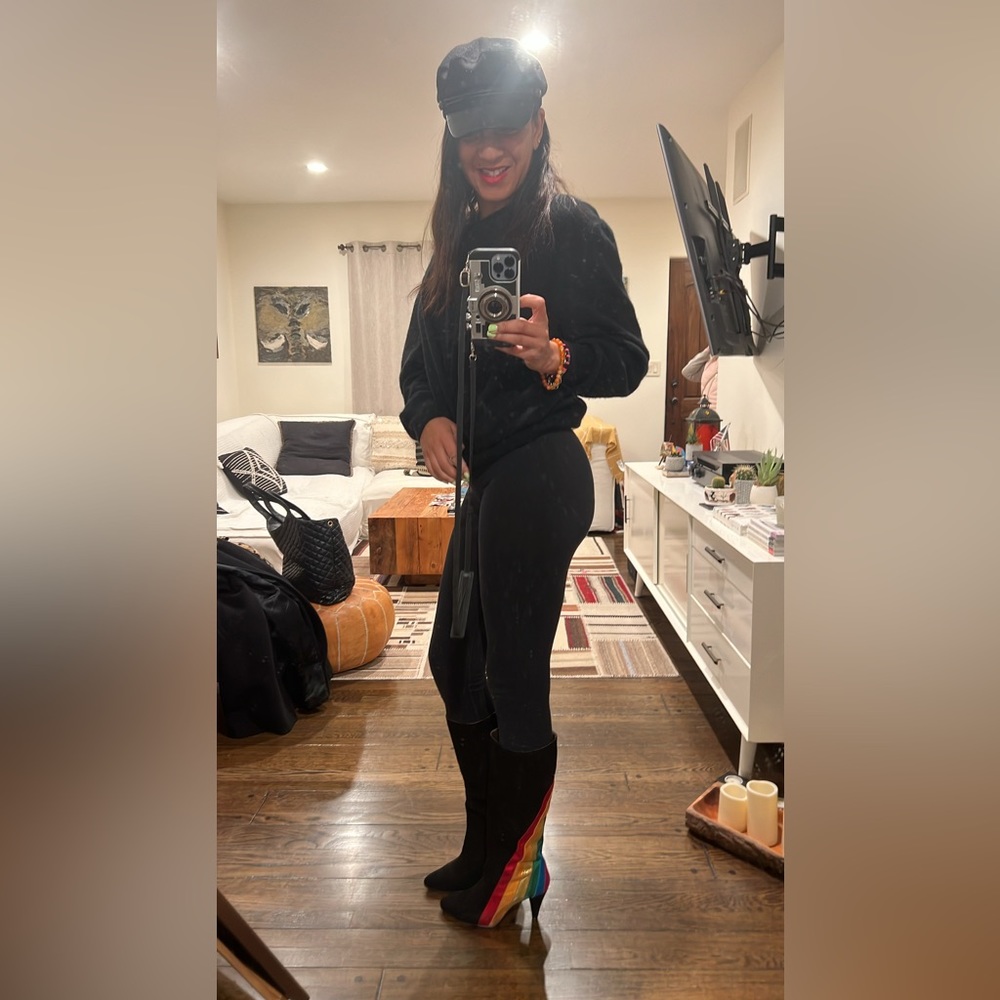 Rainbow 🌈 boots - Picture 8 of 14